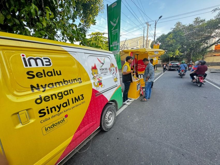 Transaksi di Mobile Selling Indosat dapat Merchandise Eksklusif