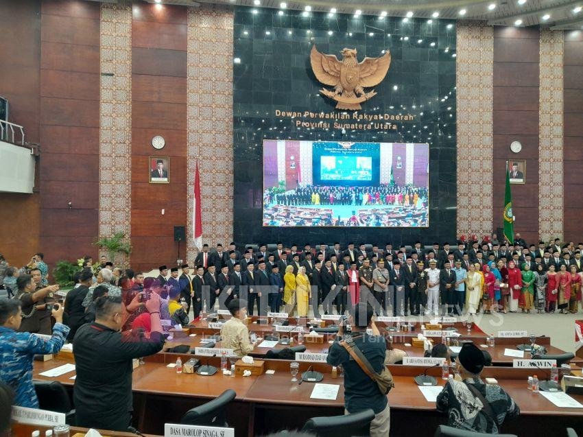 Ketua Pengadilan Tinggi Lantik dan Ambil Sumpah Janji 99 Anggota DPRD Sumut Periode 2024-2029