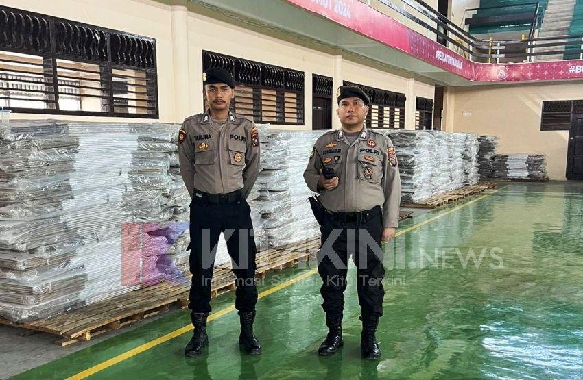 Sebanyak 6.632 Bilik dan 3.362 Kotak Suara Pilkada Tiba di KPU Langkat