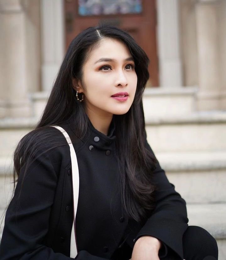 Sandra Dewi di Persidangan: Saya Mandiri, Tidak Pernah Minta Uang Suami!