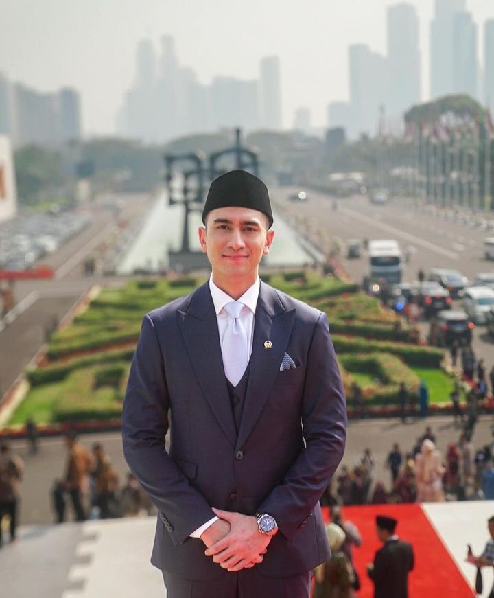 Verrell Bramasta: Gaji Setahun Saya untuk Konstituen, Bukan untuk Pribadi