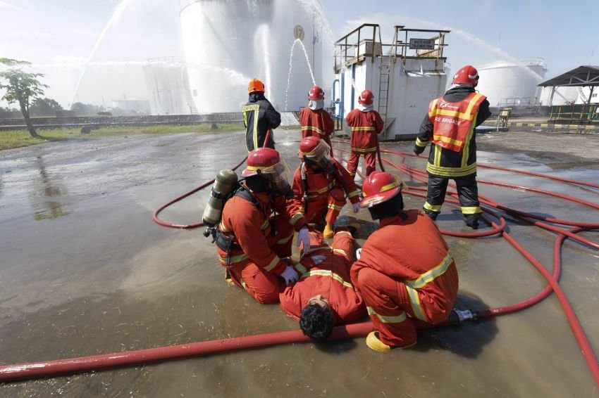 Pertamina Patra Niaga Sumbagut Simulasikan Skenario Terorisme di FT Medan Group