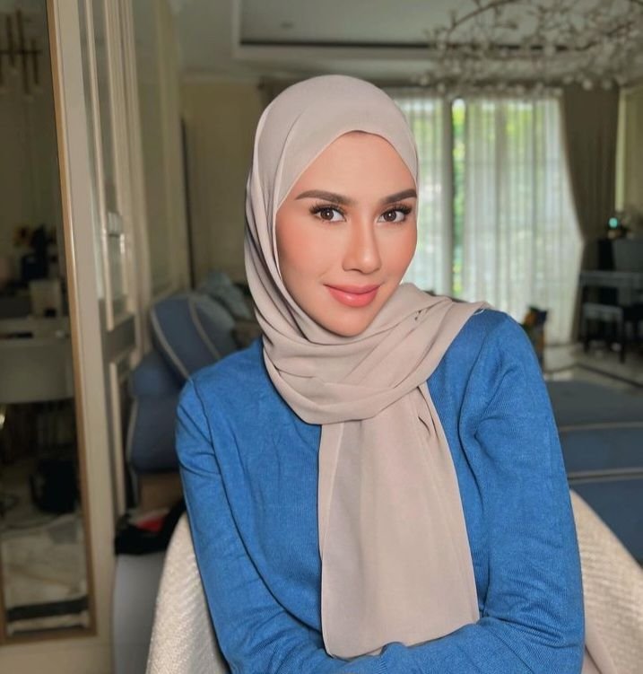 Terkenang Momen di Tanah Suci, Syahnaz Sadiqah Mantap Berhijab