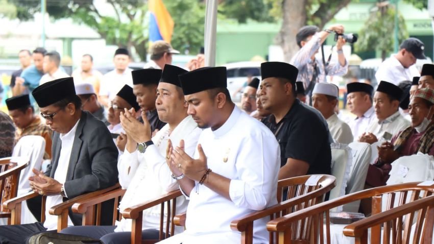 Berdoa Bersama Pemerintah Kota Binjai dengan Pengajian Silaturahmi Sejuta Umat