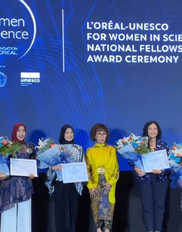 Empat Peneliti Perempuan Indonesia Raih Penghargaan L'Or&eacute;al-UNESCO FWIS 2024
