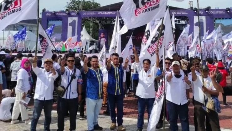 Boby Lovers Ikut Ramaikan Kampanye Akbar Boby-Surya