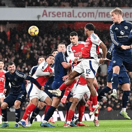 Arsenal Bungkam Manchester United 2-0 di Emirates, The Gunners Kukuh di Jalur Perebutan Gelar