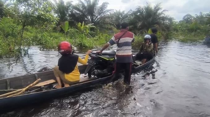 Banjir Putuskan Akses Jalan di 3 Desa Kabupaten Kampar, Terancam Terisolir