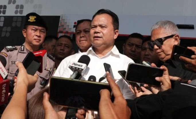 Mantan Direskrimum Polda Sumut, Ronny F Sompie  Diperiksa KPK