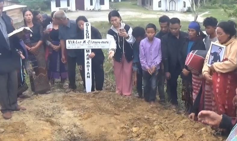 Suasana Haru Iringi Pemakaman PMI