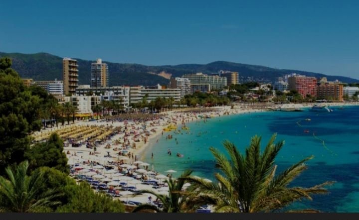 Magaluf, Kota Wisata di Spanyol, Resah Banyak Turis Mabuk