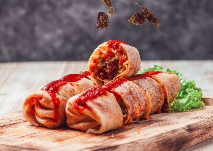 Popiah, Kuliner Seharga 13 Juta Rupiah yang Mirip Lumpia