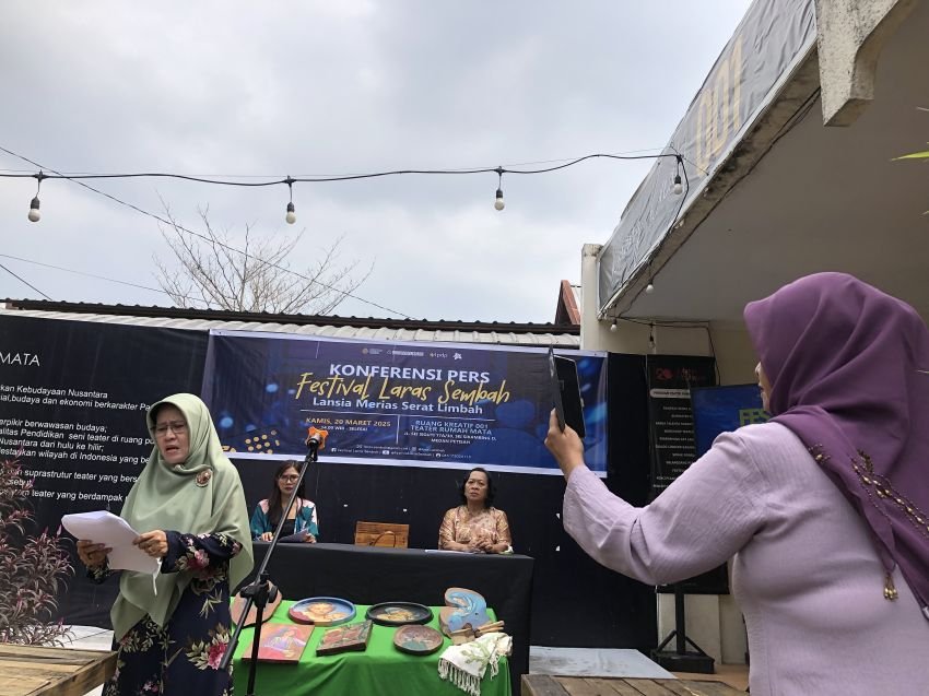 Lansia dan Limbah, Dari Sisi Terpinggirkan Menjadi Karya Seni