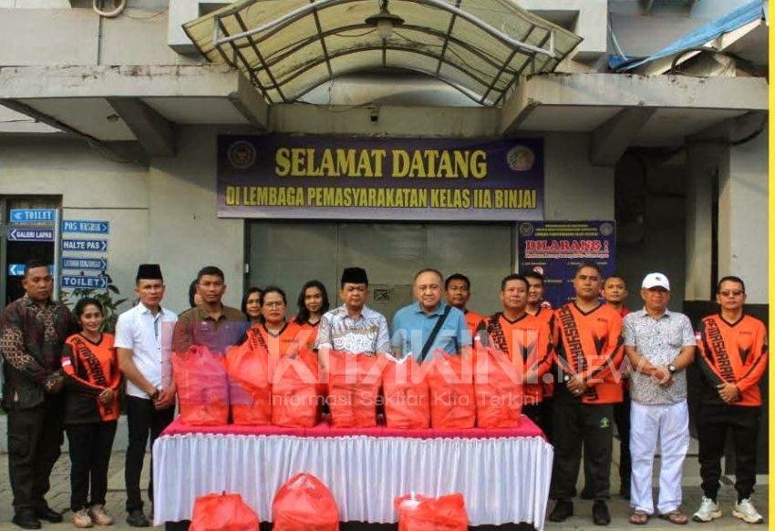 Lapas Binjai Bagi Takjil Untuk Warga Sekitar