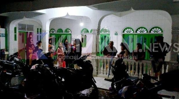 Banjir Kepung Sidimpuan, Warga Gang Raya Mengungsi ke Masjid