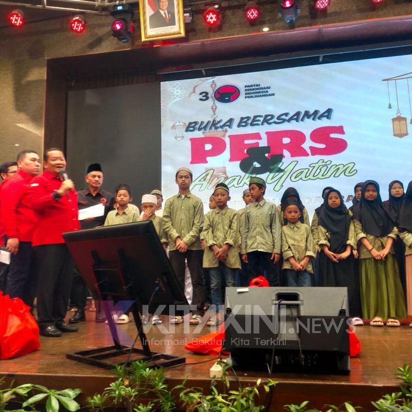 PDI Perjuangan Sumut Buka Puasa Bersama dan Satuni Anak Yatim