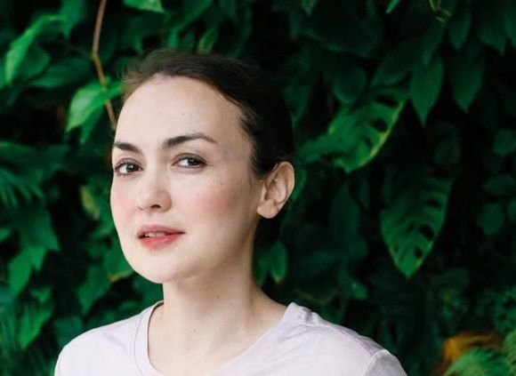 Lebaran, Rianti Cartwright Ditinggal Dua ART