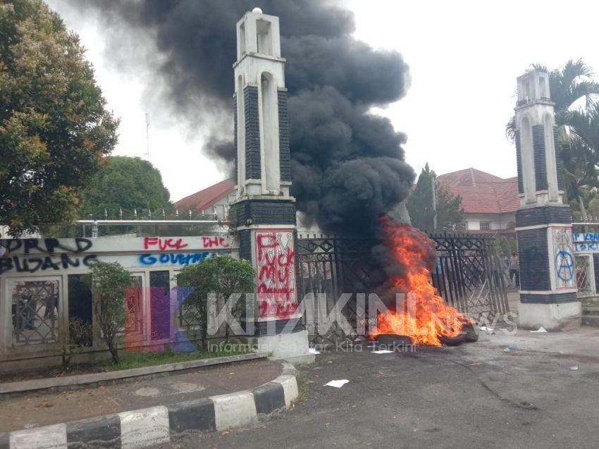 Demo Tolak UU TNI di Siantar Berlanjut, DPRD Tak Mau Tanda Tangan Fakta Integritas Mahasiswa