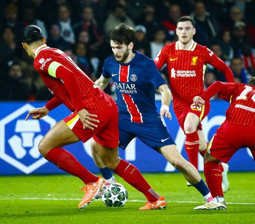 Luis Enrique Yakin PSG Bisa Comeback di Anfield Usai Kalah dari Liverpool