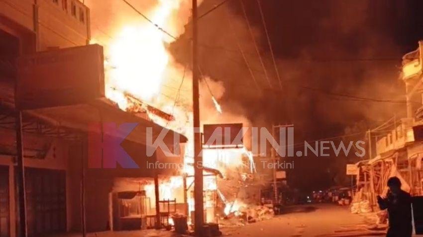 Kebakaran Landa Bahorok, 6 Unit Ruko Ludes, 2 Orang Tewas dan 1 Luka
