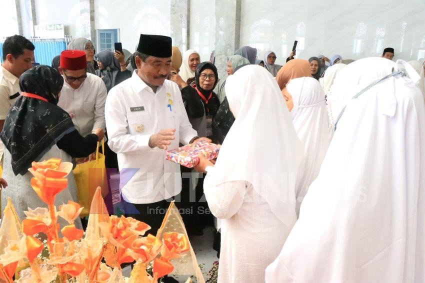 Walikota Binjai Beserta Wakil Hadiri Halalbihalal dan Tepung Tawar Jamaah Calon Haji