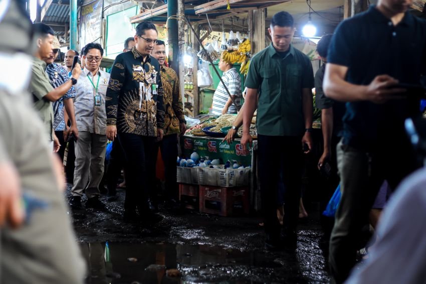 Komitmen Atasi Genangan di Pasar Simalingkar, Ini Langkah Rico Waas