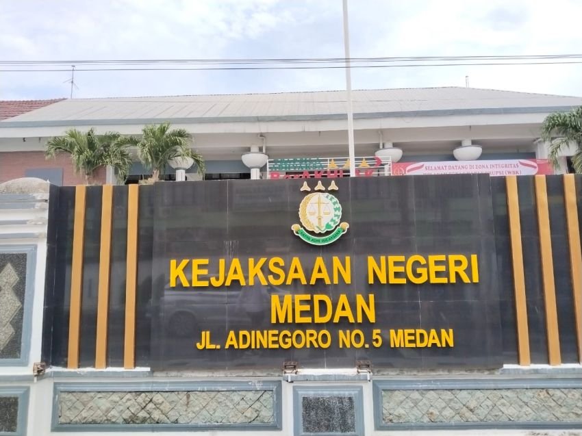 Pidsus Kejari Medan Amankan Tersangka Korupsi Penguasaan Aset PT KAI Senilai Rp21,91 M
