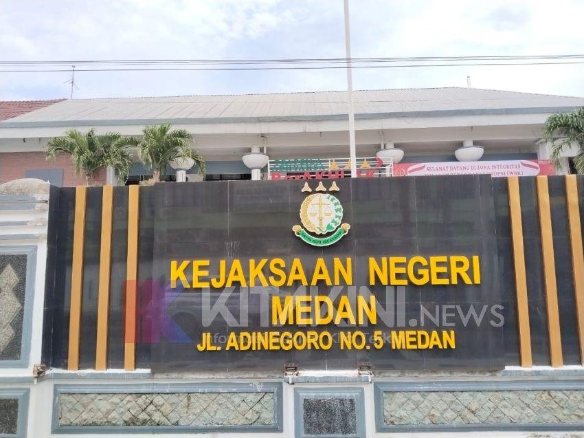Kejari Medan Terima Penghargaan atas Penyelamatan Aset Milik PT KAI