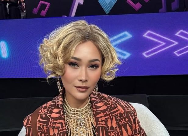 Tahun ini Inul Kurban Lima Sapi Lagi