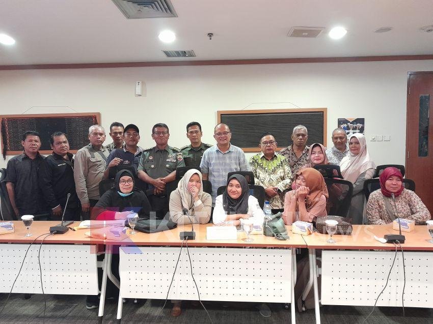 Orangtua Casis TNI AD Ngadu ke DPRD Sumut: &ldquo;Kami Ditipu Puluhan Miliar Lewat Program &lsquo;Bersama Rindam"