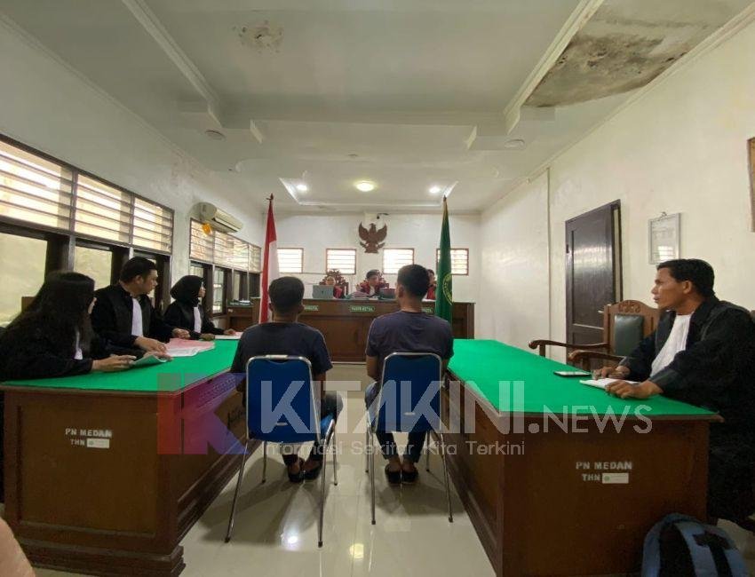 Dua Kurir 29 Kg Sabu dan 39.000 Butir Ekstasi Dituntut Mati