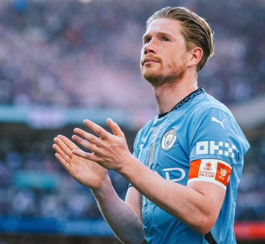 Salah Sindir Man City? Sebut Ada Tempat untuk De Bruyne di Liverpool