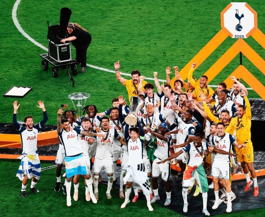 7 Fakta Epik Keberhasilan Tottenham Juara Liga Europa 2025: Gol Bunuh Diri, Aksi Heroik Vicario, hingga Akhir Kutukan 17 Tahun!