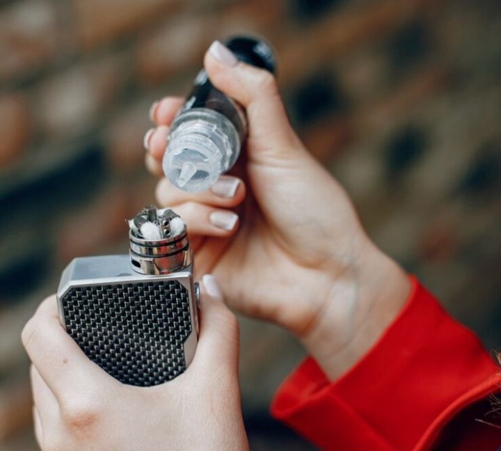 Jonathan Frizzy Terseret Kasus Vape Etomidate: Ketahui Bahaya Obat Anestesi Ini Jika Disalahgunakan