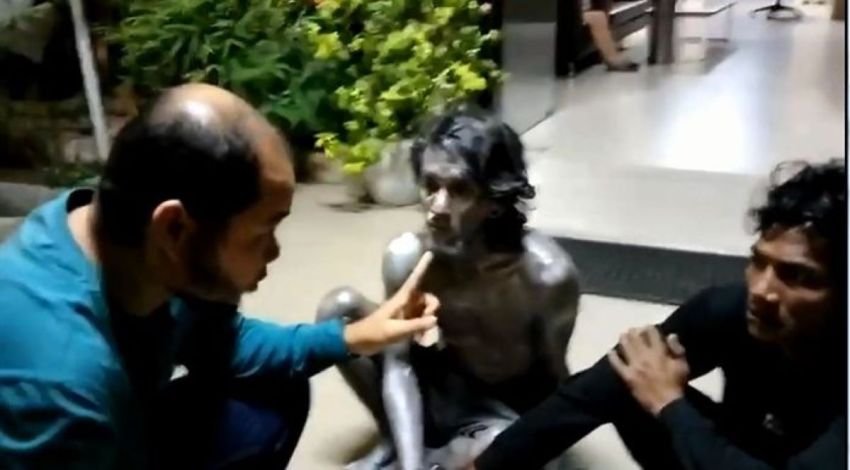 Kabel Lampu Jalan Dijarah, Dua &lsquo;Manusia Silver&rsquo; Ditangkap di Pekanbaru