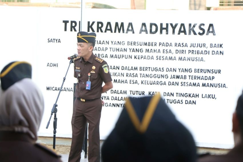 Apel Pagi Kejari Medan, Pegawai Dituntut Berinovasi dan Tingkatkan Etos Kerja
