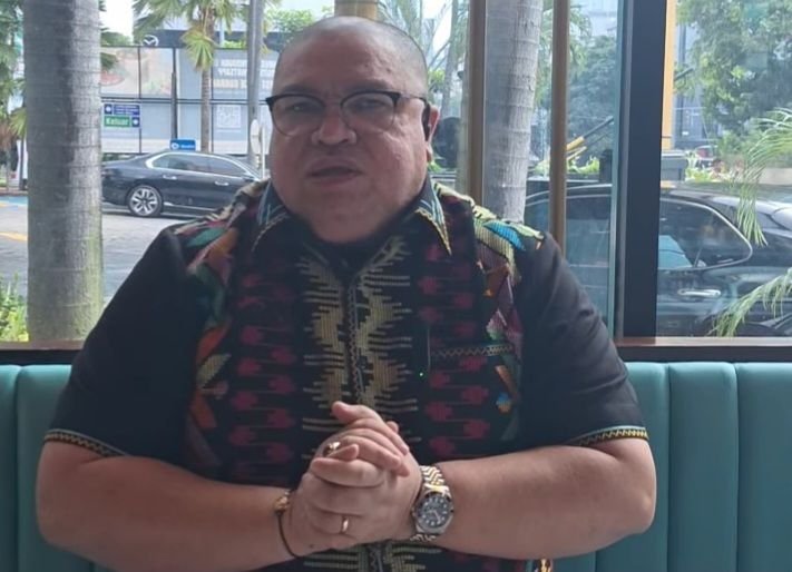 Razman Arif Nasution vs Hotman Paris Hutapea, Bawa-bawa Nama Prabowo
