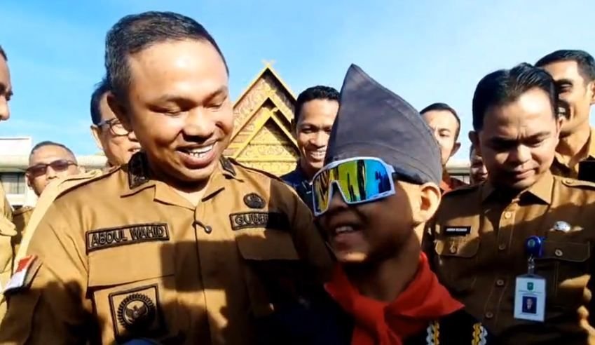 Penari Pacu Jalur Rayyan Diangkat Jadi Duta Pariwisata Riau