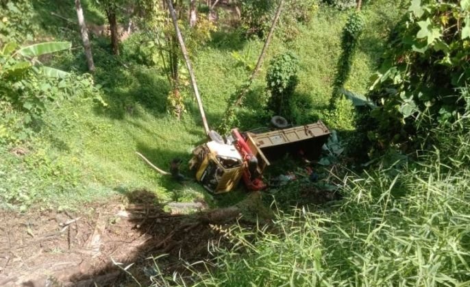Truk Crane Masuk Jurang di Sembahe, Sopir Diduga Mengantuk