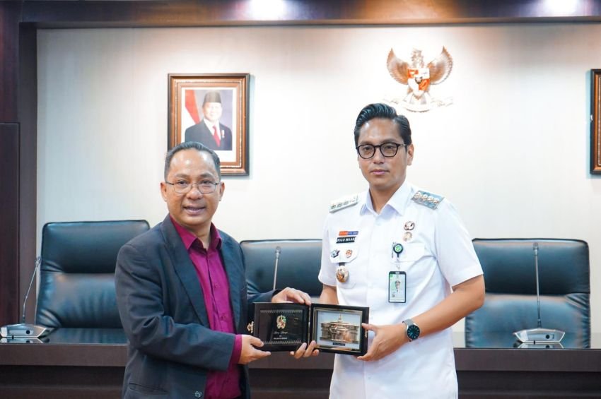 Rico Waas : Medan, Miniatur Indonesia yang Harmonis