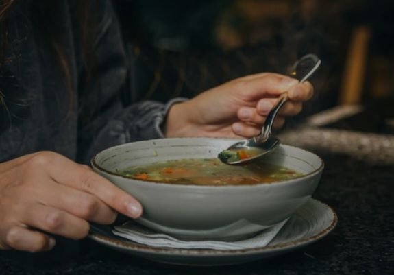 Sup Bukan Obat Mujarab, tapi Bikin Sembuh Lebih Cepat