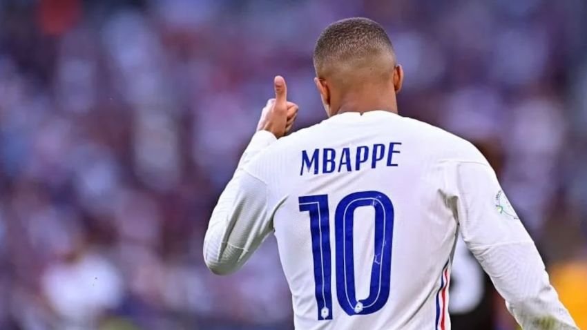 Mbapp&eacute; Warisi Nomor Punggung Para Legenda di Real Madrid