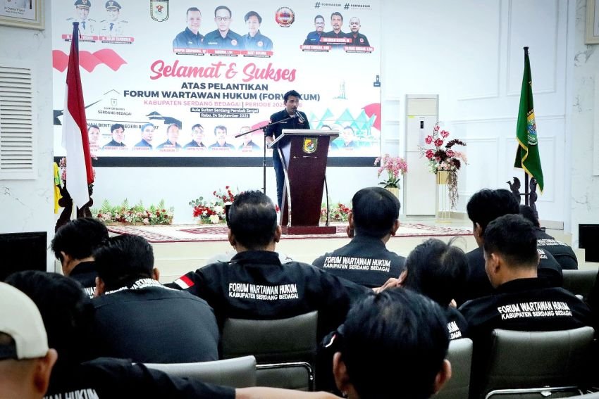 Aris Rinaldi Nasution Lantik Pengurus Forwakum Sergai periode 2025 - 2028