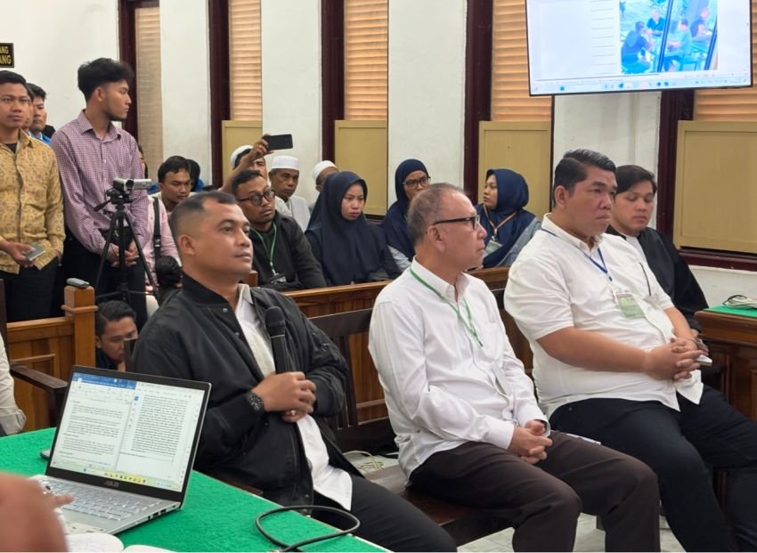 Yasir Mantan Kapolres Tapsel Jadi "Penghubung" Terdakwa Kirun dengan Topan Ginting