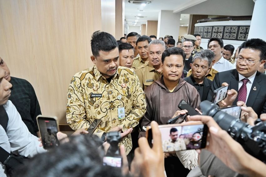 Pemprovsu Kirim Bantuan Logistik ke Daerah Terdampak Banjir, Longsor