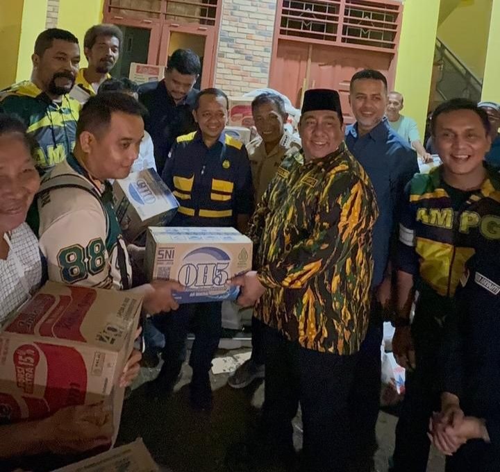 Serahkan Bantuan, Ketum Golkar Bahlil Lahadalia: Insya Allah Listrik dan BBM Akan Normal Kembali Secepatnya