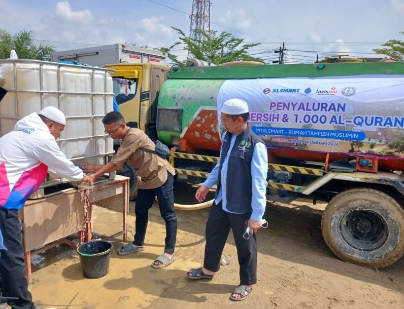 XLSMART dan Rumah Tahfiz Muslimin Salurkan Bantuan untuk Korban Banjir Aceh Tamiang