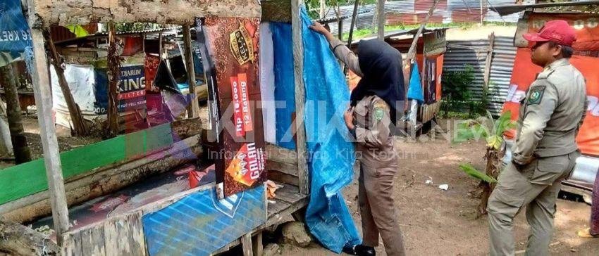 Pondok di Simarsayang Disisir, Sepasang Sejoli Lolos Dari Pengejaran Satpol PP