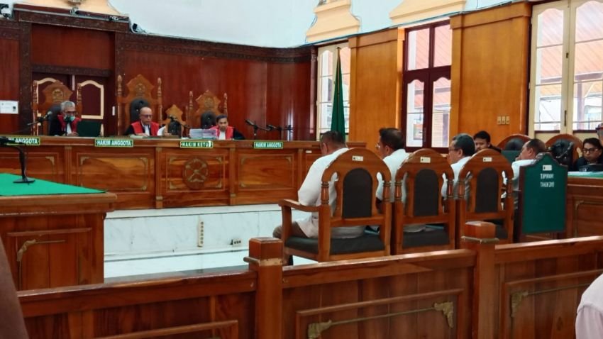 Larangan Foto di Sidang Korupsi Citraland, Publik Dorong Pengawasan KPK dan KY