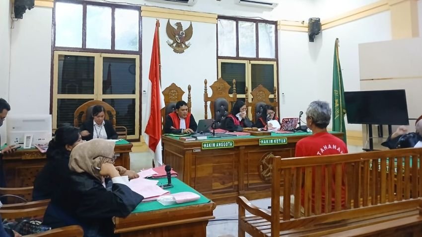 Terbukti Perdagangkan Beruang Madu, Warga Medan Dihukum Dua Tahun Penjara